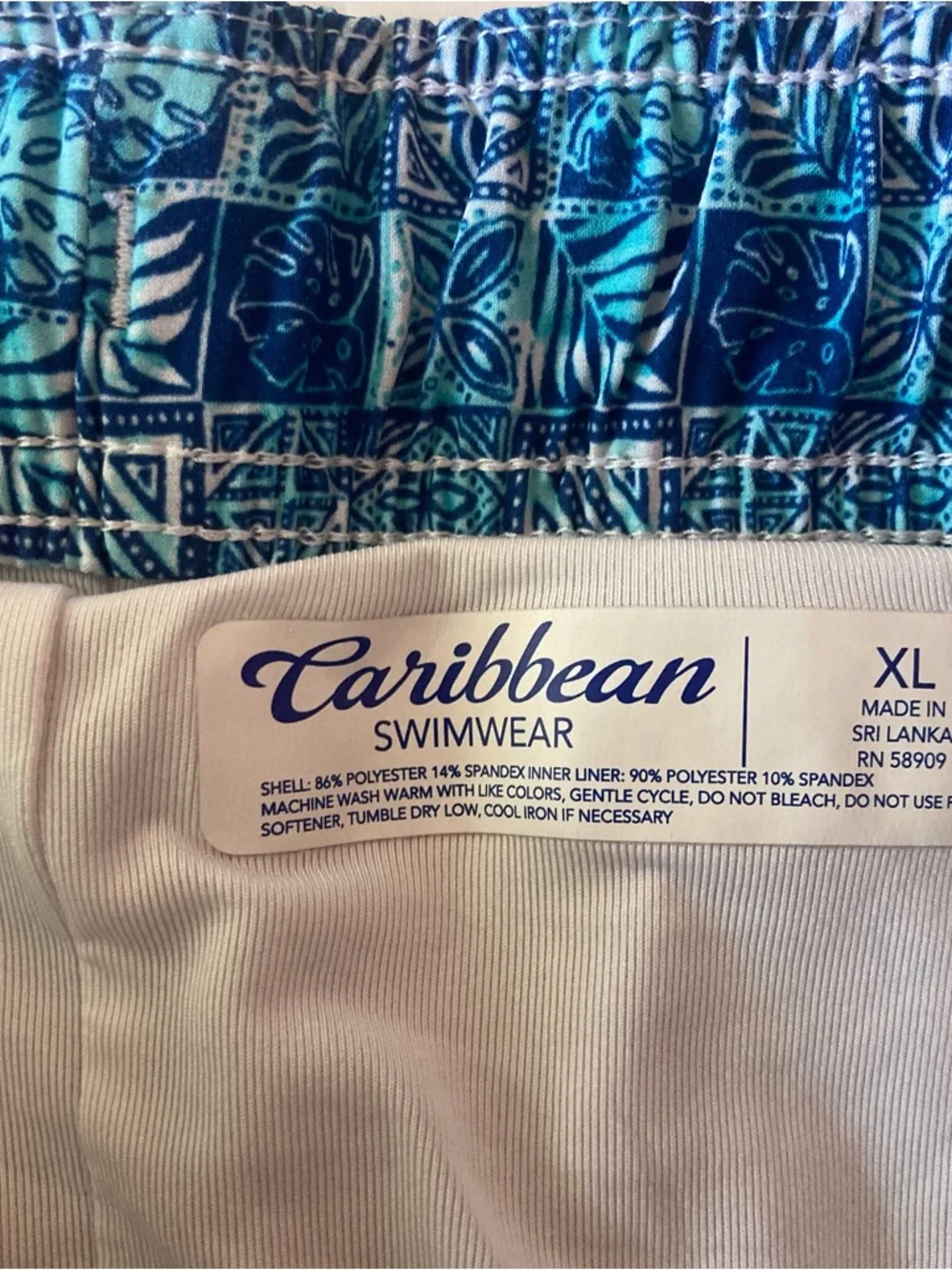 Caribbean Mens XL Blue Mosaic Swim Trunks like new